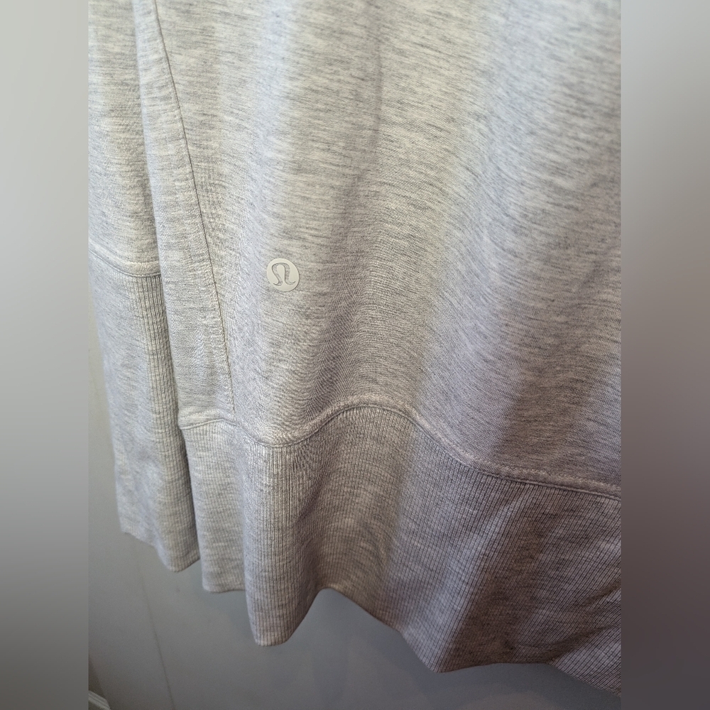 Lululemon High Lines Pullover Size 6 Light Gray Style Number: W3BN6S Long Sleeve - Picture 13 of 16